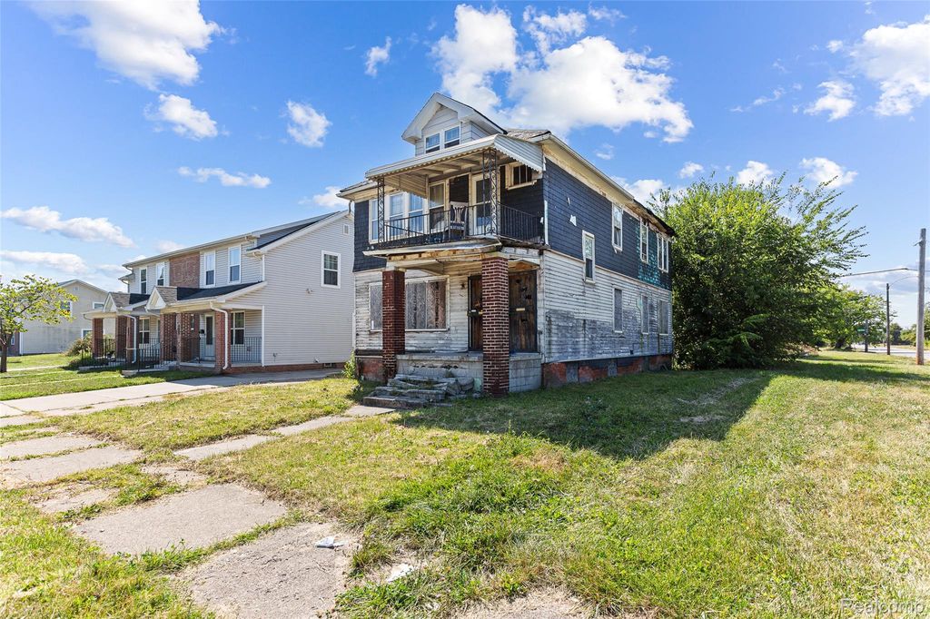 2223 Gray Street, Detroit, MI 48215