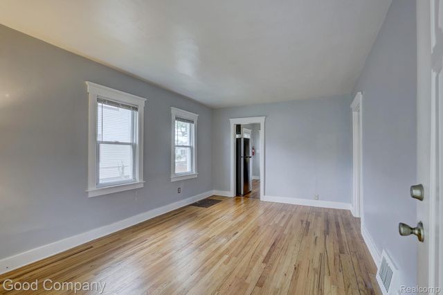 2850 Wolcott Street, Ferndale, MI 48220