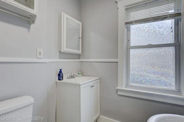 2850 Wolcott Street, Ferndale, MI 48220