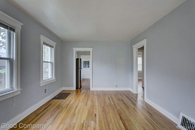 2850 Wolcott Street, Ferndale, MI 48220