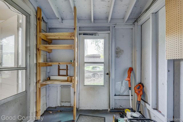 2850 Wolcott Street, Ferndale, MI 48220