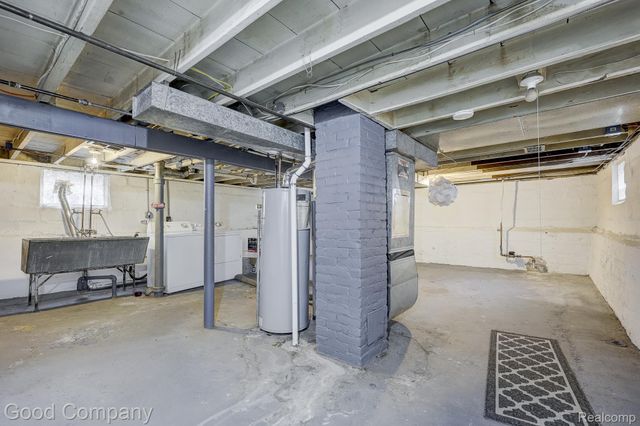 2850 Wolcott Street, Ferndale, MI 48220