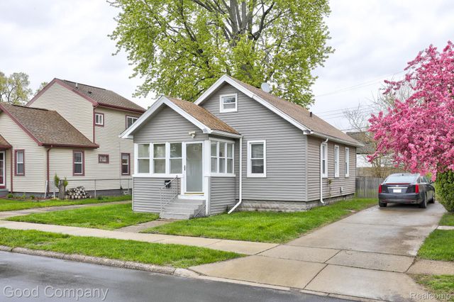 2850 Wolcott Street, Ferndale, MI 48220