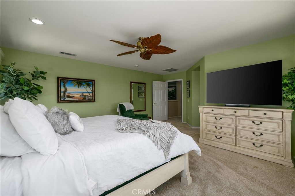 Image 16 of property listing at 31922 Manzanita Lane, Lake Elsinore, CA 92532