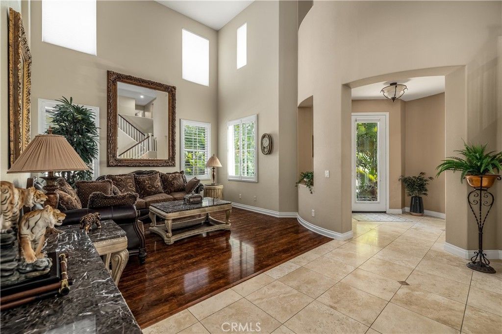 Image 2 of property listing at 31922 Manzanita Lane, Lake Elsinore, CA 92532