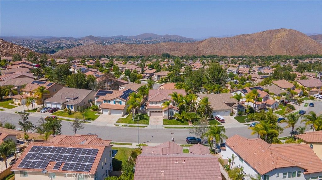 Image 33 of property listing at 31922 Manzanita Lane, Lake Elsinore, CA 92532