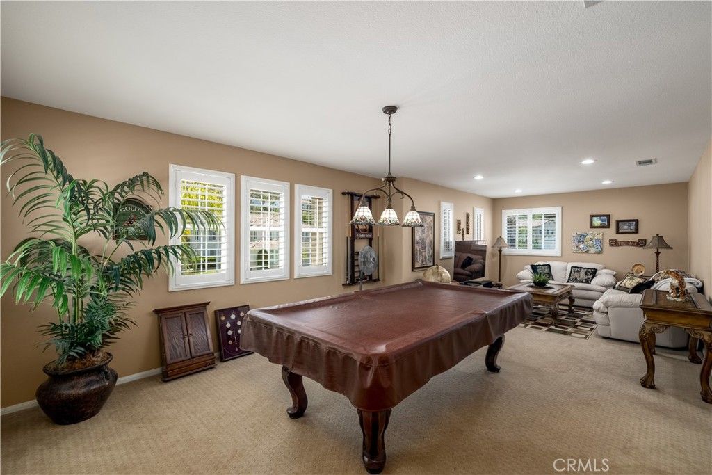 Image 5 of property listing at 31922 Manzanita Lane, Lake Elsinore, CA 92532