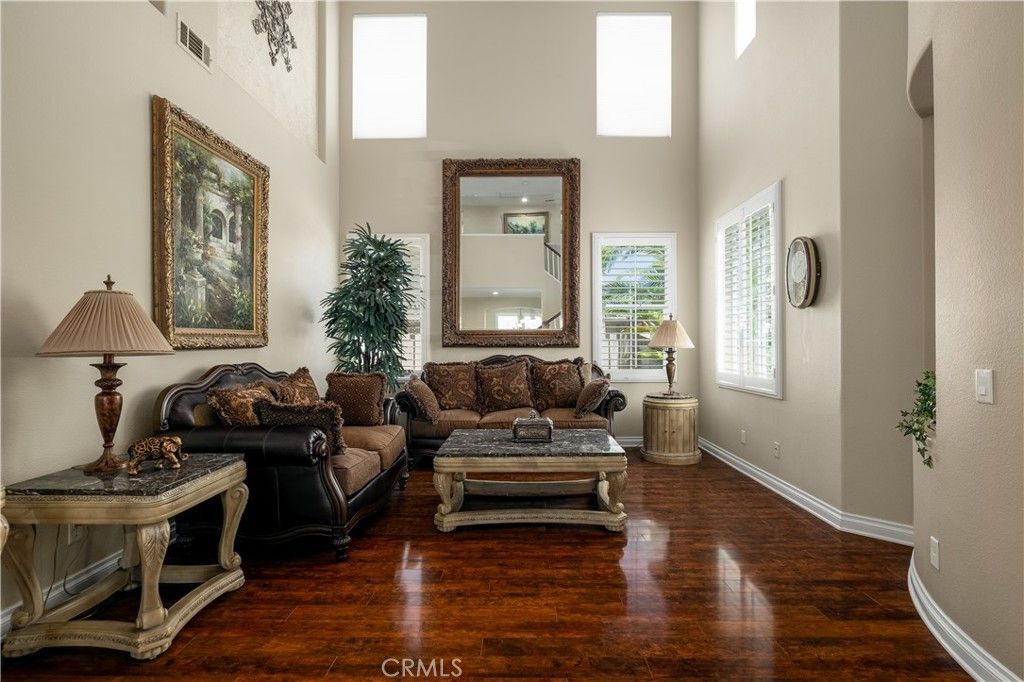 Image 8 of property listing at 31922 Manzanita Lane, Lake Elsinore, CA 92532