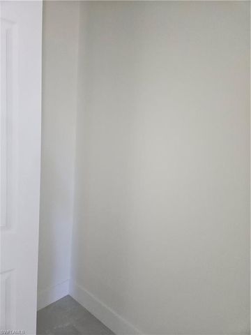 2813 NE 6TH AVE, Cape Coral, FL 33909