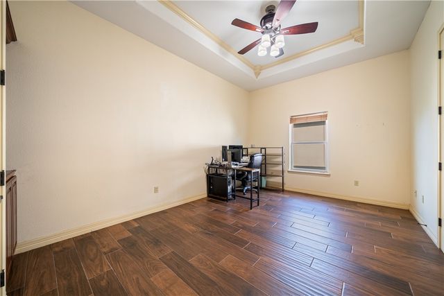 531 PINEHURST Dr, Portland, TX 78374