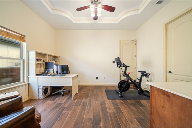 531 PINEHURST Dr, Portland, TX 78374