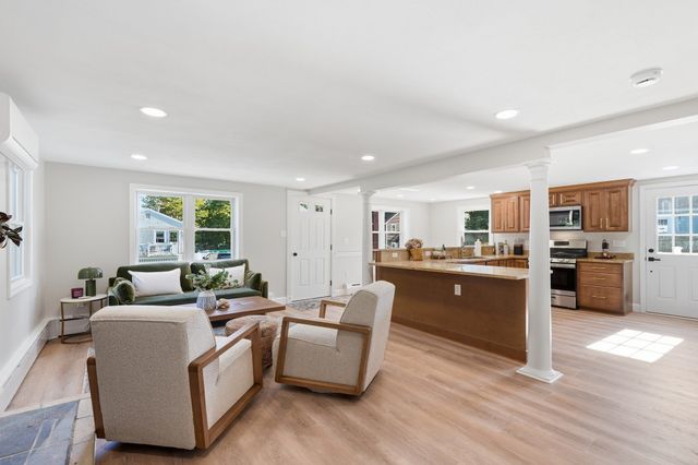 98 Towne Way, Marshfield, MA 02050