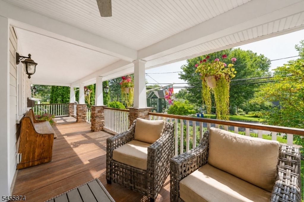 152 Hillside Ave, Chatham Boro, NJ 07928 — photo 2