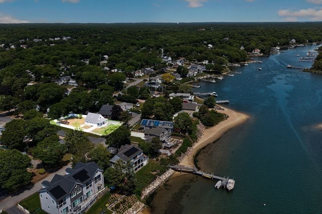 245 Edgewater Drive East, Falmouth, MA 02536