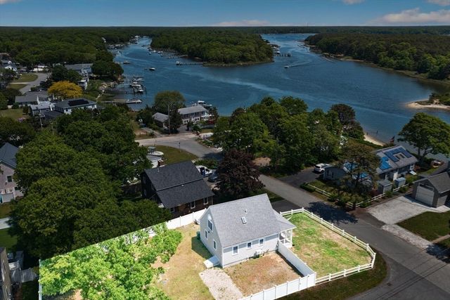 245 Edgewater Drive East, Falmouth, MA 02536