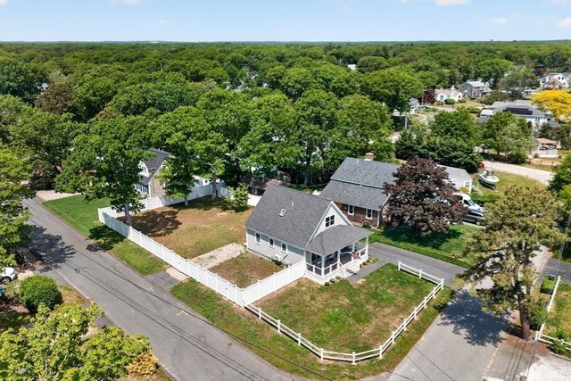 245 Edgewater Drive East, Falmouth, MA 02536