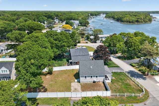 245 Edgewater Drive East, Falmouth, MA 02536
