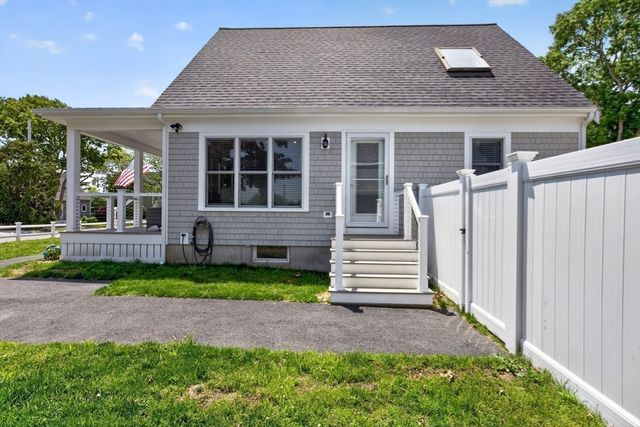 245 Edgewater Drive East, Falmouth, MA 02536
