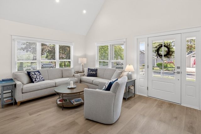 245 Edgewater Drive East, Falmouth, MA 02536