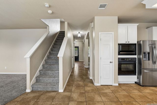 509 CHAPEL BND, New Braunfels, TX 78130