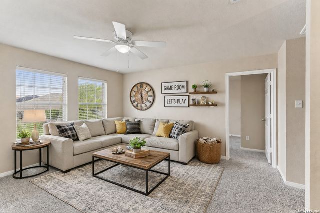 509 CHAPEL BND, New Braunfels, TX 78130