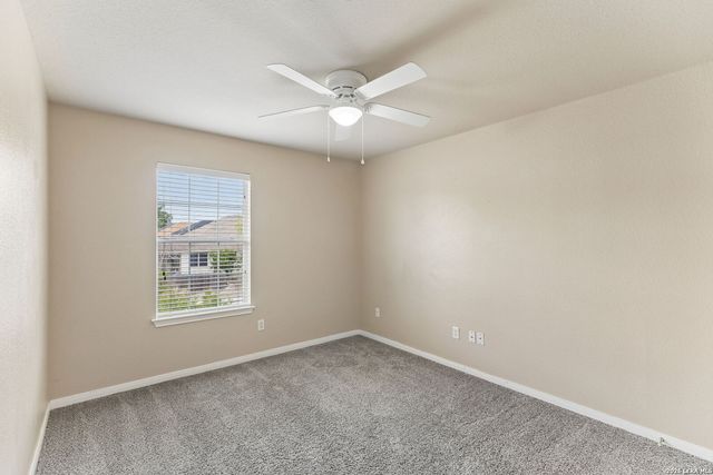 509 CHAPEL BND, New Braunfels, TX 78130