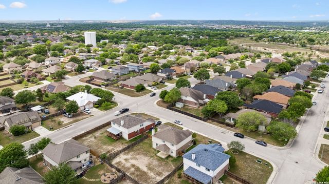 509 CHAPEL BND, New Braunfels, TX 78130