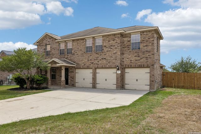 509 CHAPEL BND, New Braunfels, TX 78130