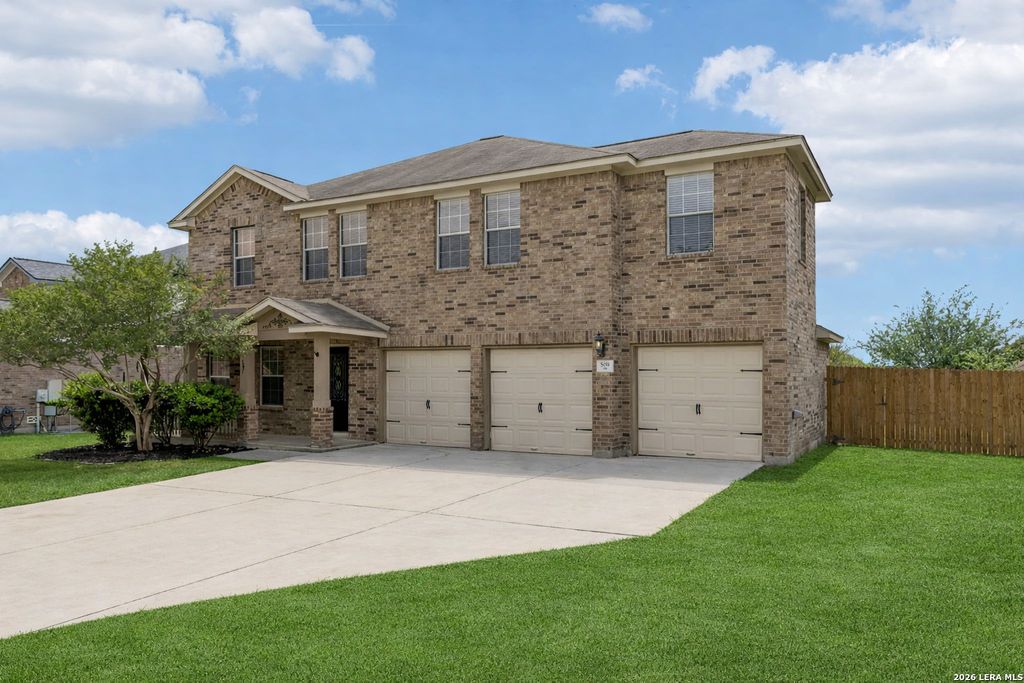 509 CHAPEL BND, New Braunfels, TX 78130