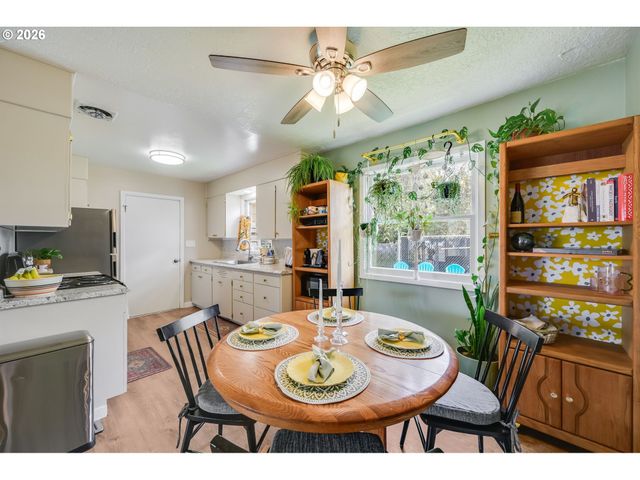 2001 GENERAL ANDERSON Ave, Vancouver, WA 98661