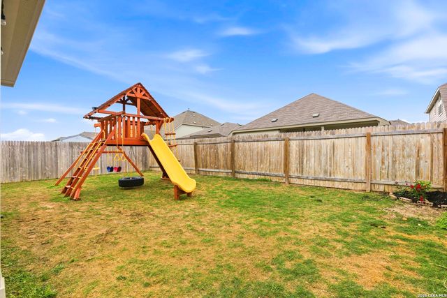 2071 Chelsea Grove, New Braunfels, TX 78130