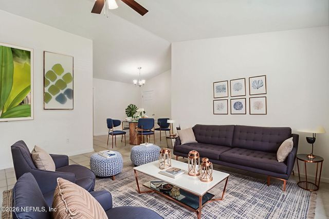 423 SOUTH Boulevard, Macclenny, FL 32063