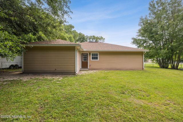 423 SOUTH Boulevard, Macclenny, FL 32063