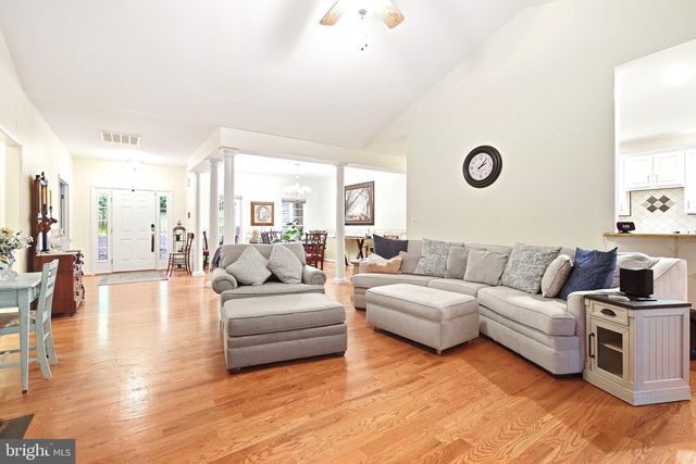 10105 WORMAN DR, King George, VA 22485