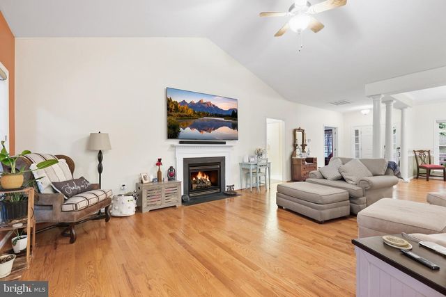 10105 WORMAN DR, King George, VA 22485