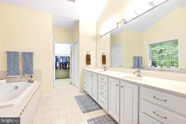 10105 WORMAN DR, King George, VA 22485