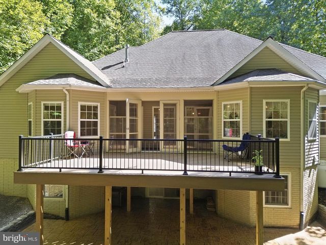 10105 WORMAN DR, King George, VA 22485