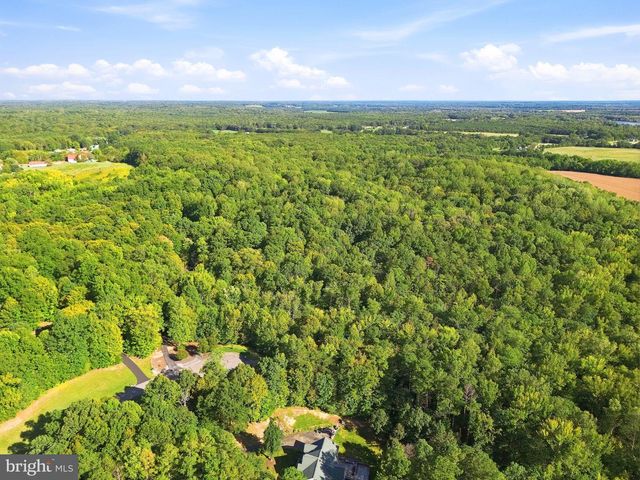 10105 WORMAN DR, King George, VA 22485