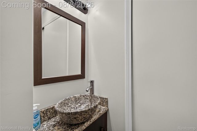 49667 Draper Circle, Plymouth Charter Township, MI 48170