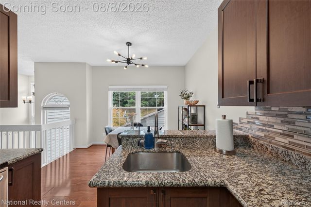 49667 Draper Circle, Plymouth Charter Township, MI 48170