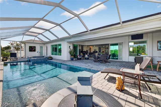 2001 SW 2nd TER, Cape Coral, FL 33991