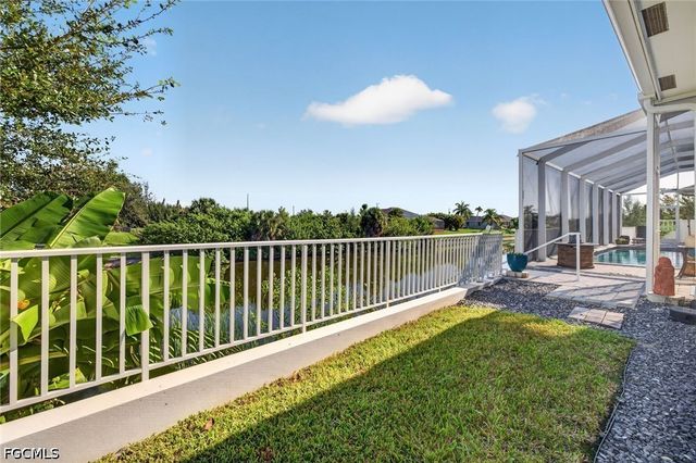 2001 SW 2nd TER, Cape Coral, FL 33991
