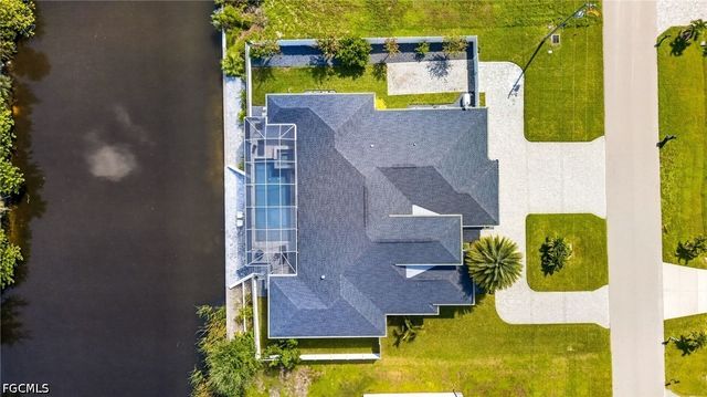 2001 SW 2nd TER, Cape Coral, FL 33991