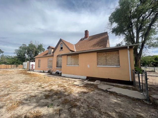1032 Lake Ave, Pueblo, CO 81004