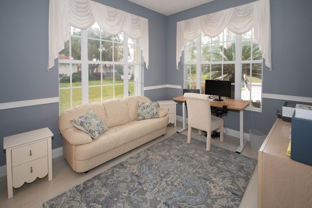 280 Kelsey Park Circle, Palm Beach Gardens, FL 33410