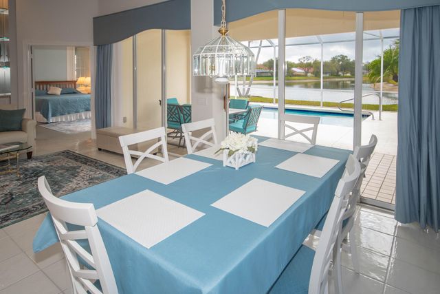 280 Kelsey Park Circle, Palm Beach Gardens, FL 33410