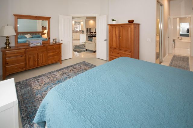 280 Kelsey Park Circle, Palm Beach Gardens, FL 33410