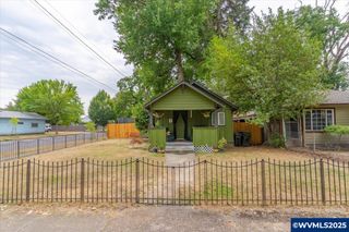 1090 Norway St NE, Salem, OR 97301