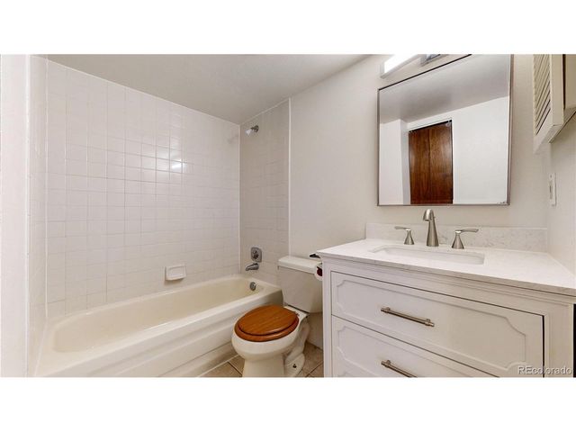 8555 Fairmount Dr G105, Denver, CO 80247