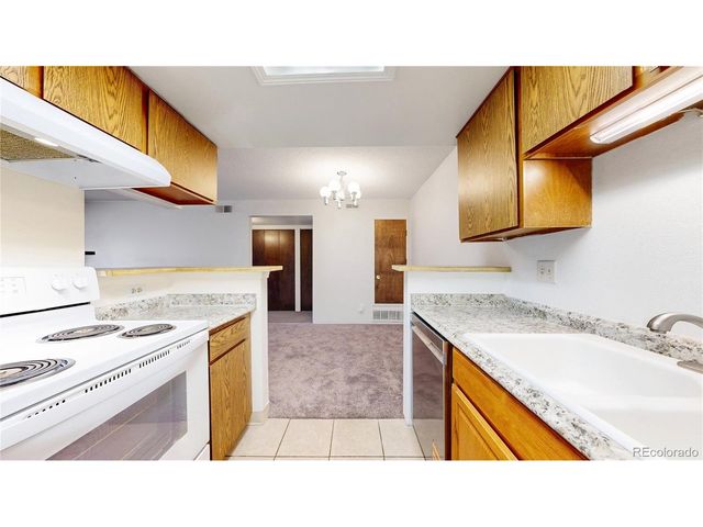 8555 Fairmount Dr G105, Denver, CO 80247